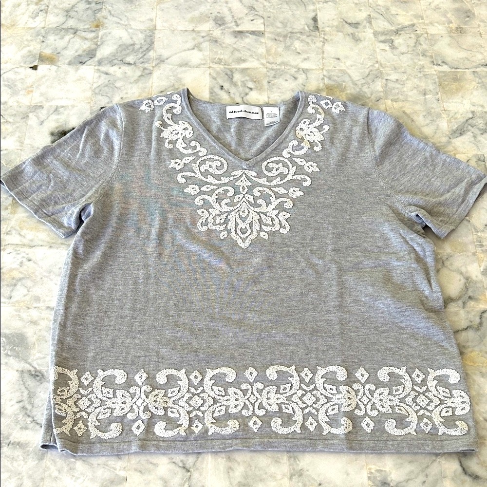 Alfred Dunner Gray Short Sleeve Top with White Detailing